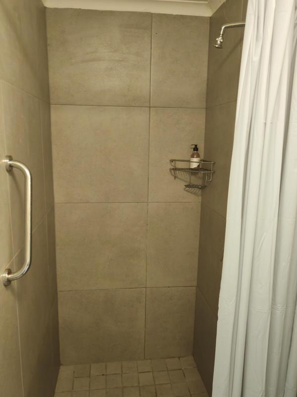 To Let 1 Bedroom Property for Rent in Vermont Western Cape